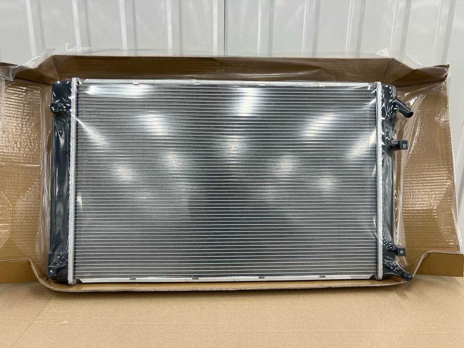 Радіатор охолодження Kia Niro 2016-2022 року Гібрид