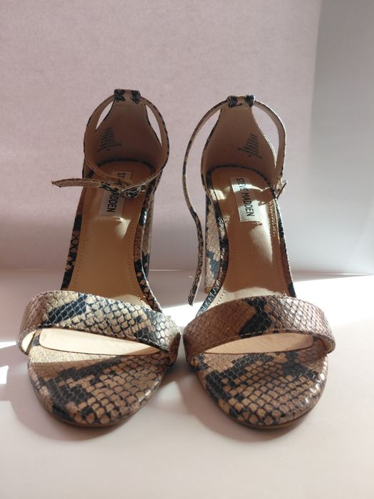 Босоніжки б/в Steve Madden 37 розмір