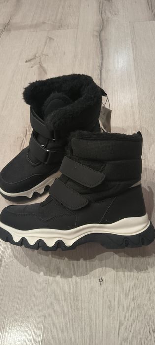 Зимове взуття Reserved