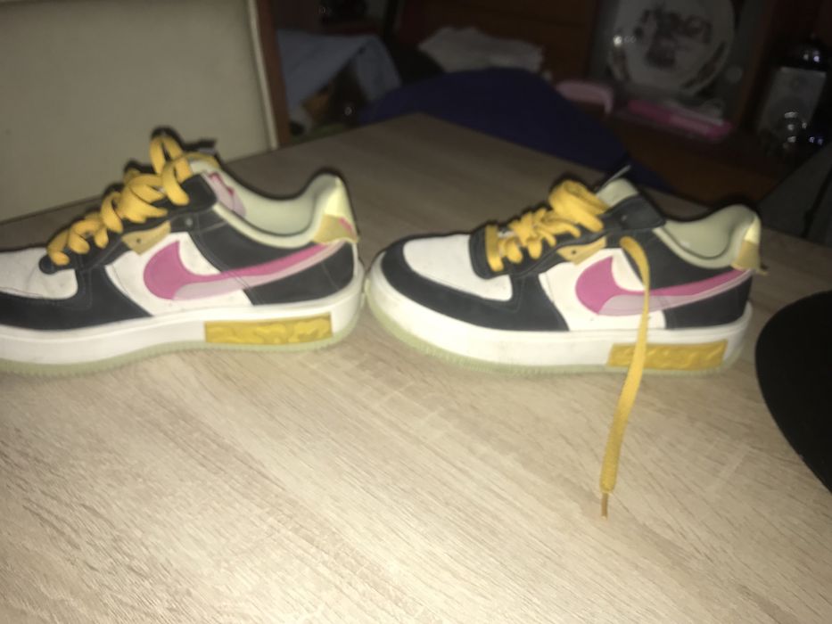 Tenis nike em bom estado 37,5