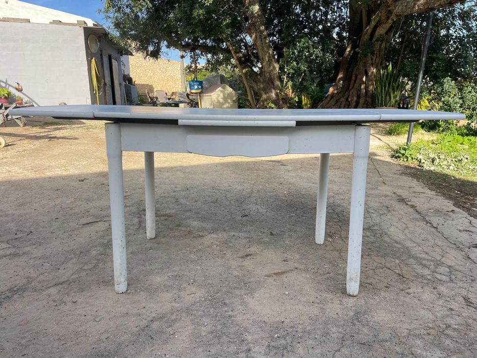 Mesa extensível branca