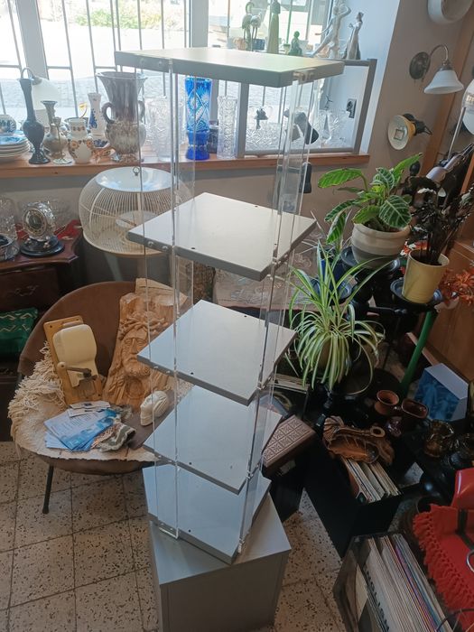 Stojak regał  wystawowy ekspozycyjny obrotowy