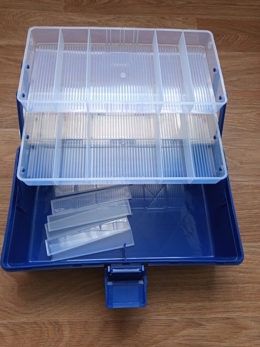 Ящик-органайзер для рыбацких снастей