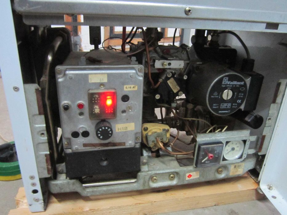 котел газовий Vaillant T4