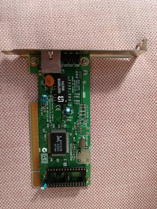 Placa de rede 10/100 M PCI