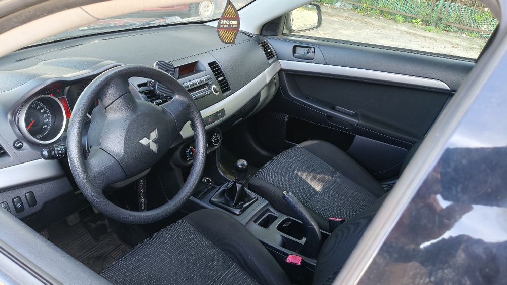 Mitsubishi Lancer