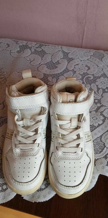 sprzedam buty dzieciece r.28