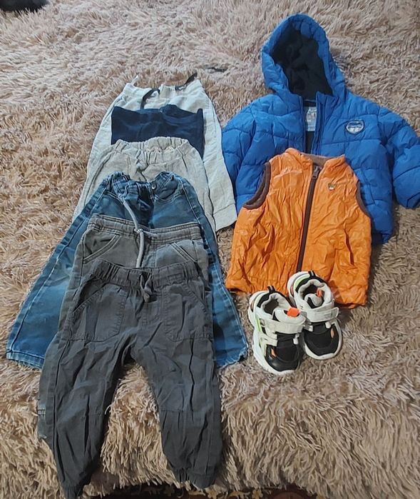 Великий пакет одягу на хлопчика