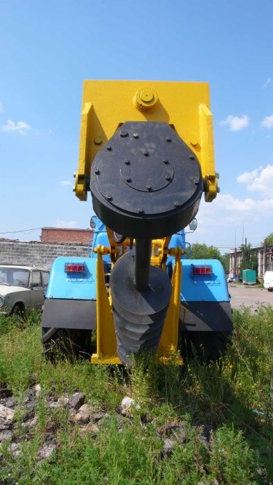 Ямобур бурильно-крановая машина БКМ-420х2.5