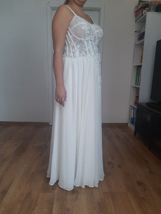 Suknia ślubna rozmiar 44/46