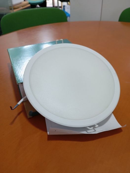 3 Spots LED Philips 
Philips Functional Foc