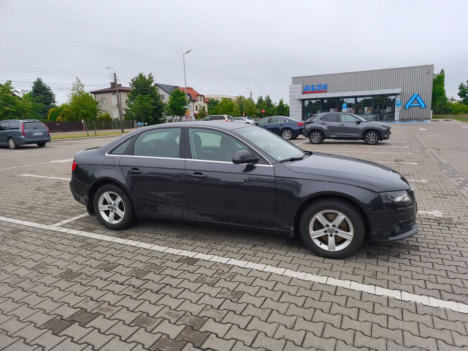 samochód Audi A4