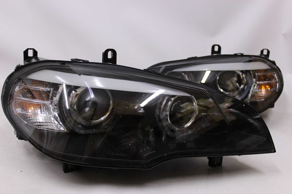 Lampy reflektory przednie przód BMW E70 r.07-10 LED NEON XENON Skrętny