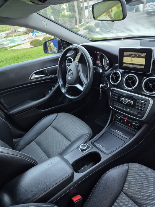 Mercedes-Benz CLA 180