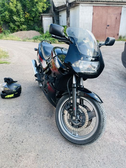 Kawasaki gpz500s