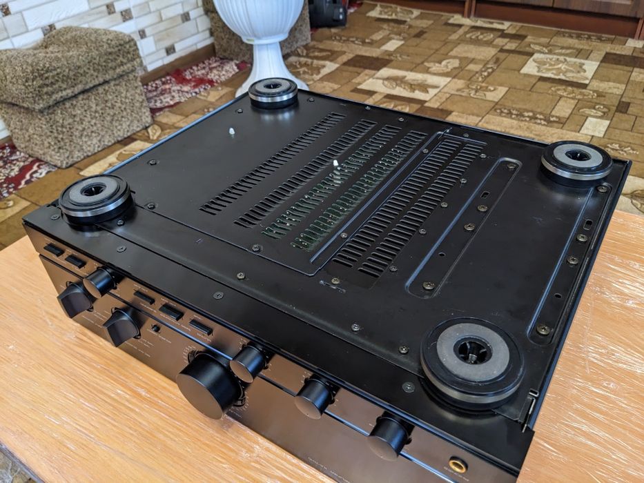 Продам  стерео усилитель KENWOOD KA -7010 MADE IN JAPAN!(В ИДЕАЛЕ)