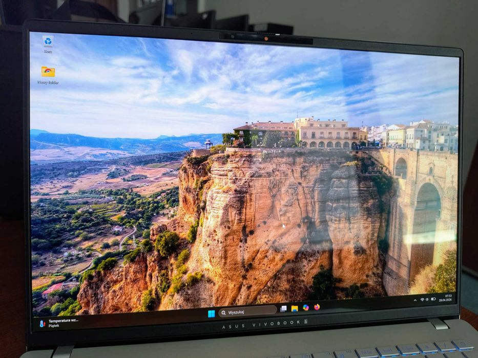 ASUS Vivobook S 16 OLED M5606UA-MX040W – Ryzen 7 / 32 GB RAM / 1 TB SSD / OLED 3.2K 120 Hz