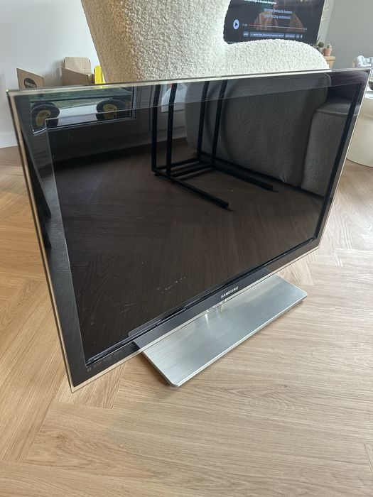 Telewizor LED SAMSUNG 37 cali całkowicie SPRAWNY
