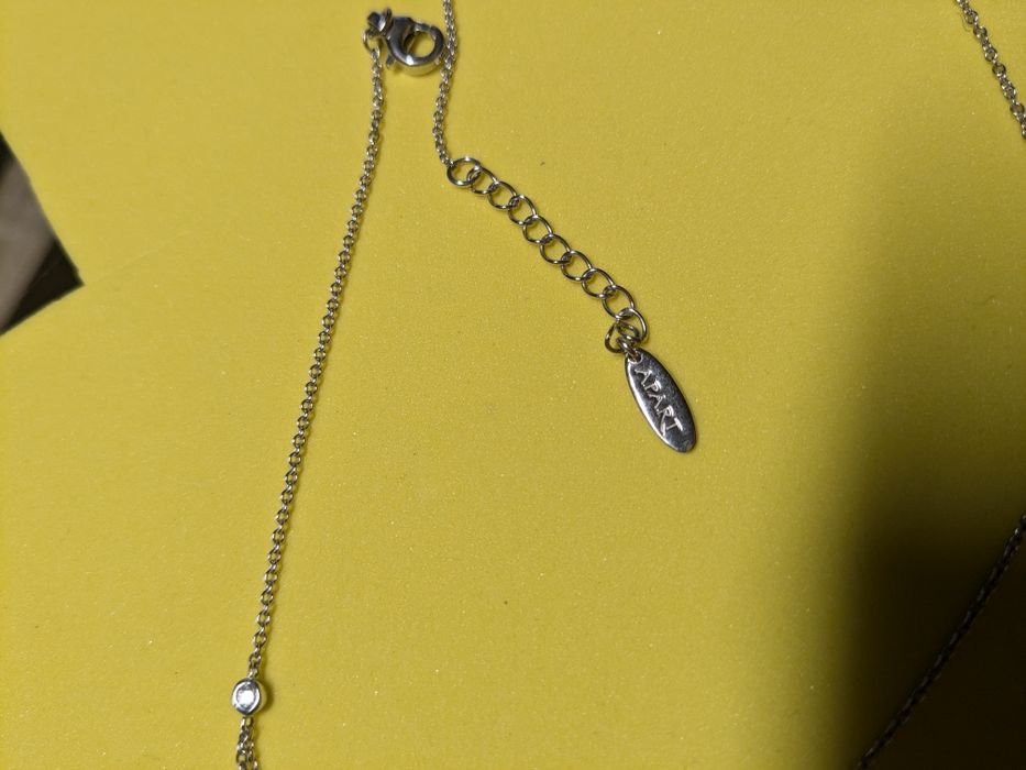 Wisiorek łańcuszek z zawieszką srebrny próba 925 Apart