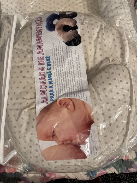 Almofada de amamentação e ninho