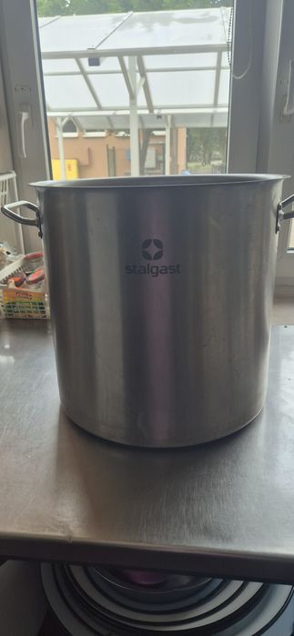 Garnek stalgast sprzedam