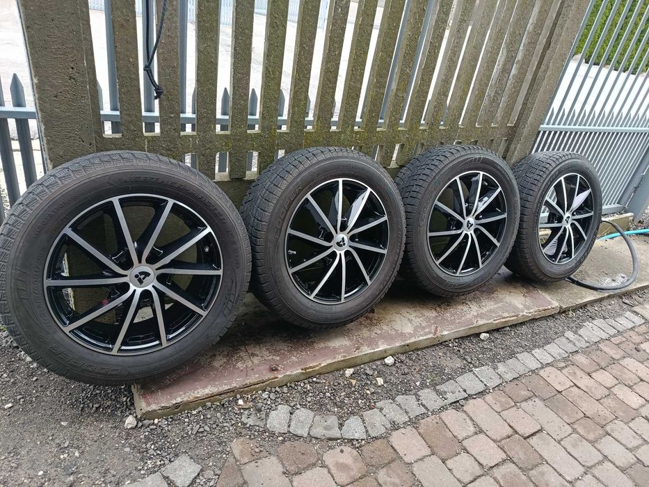Opony komplet 215/60 r17 mercedes