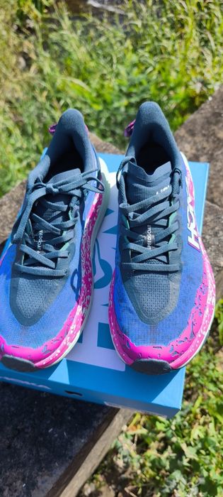 Hoka speedgoat 6 preço negociável