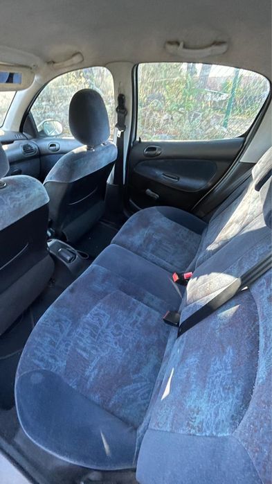 Peugeot 206,ano 2001