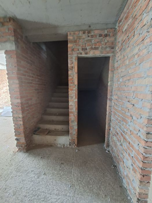 Продаж котеджу преміум класу 186м2