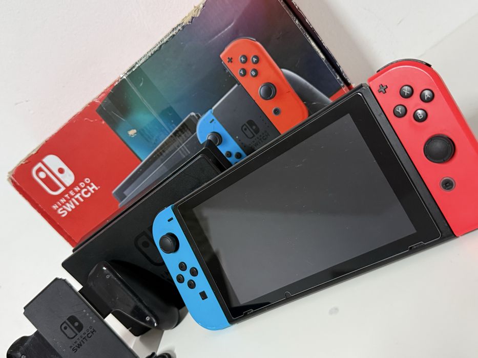 Nintendo Switch V1 - Desbloqueavel (pagamento 3x Klarna)