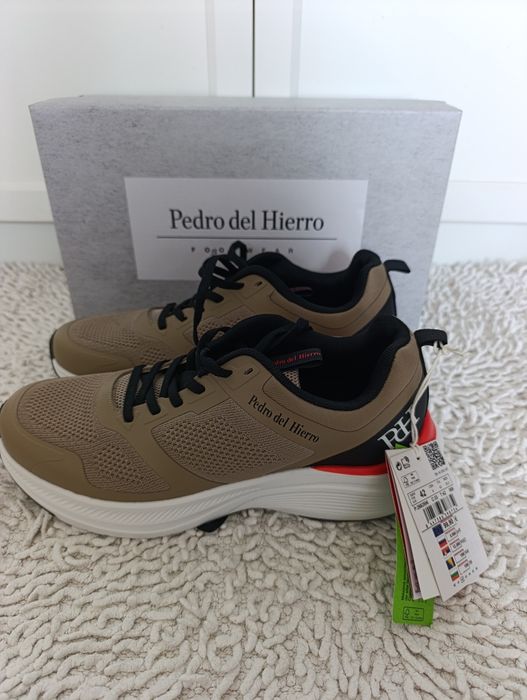 Sapatilhas 42 Pedro del Hierro
