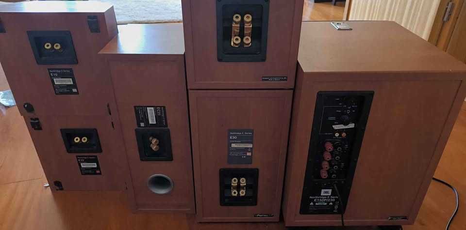 Colunas JBL Home Cinema 5.1