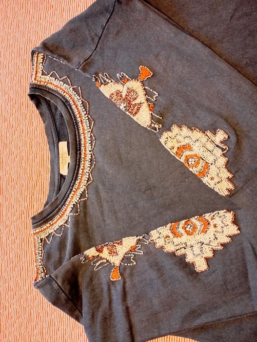 Camisola com missangas Zara