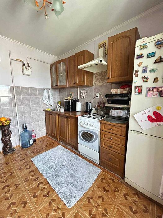 Продаж 2 кімнати 51 м2, вул. Керамічна (Княгині Ольги) цегляний будинок (чешка)