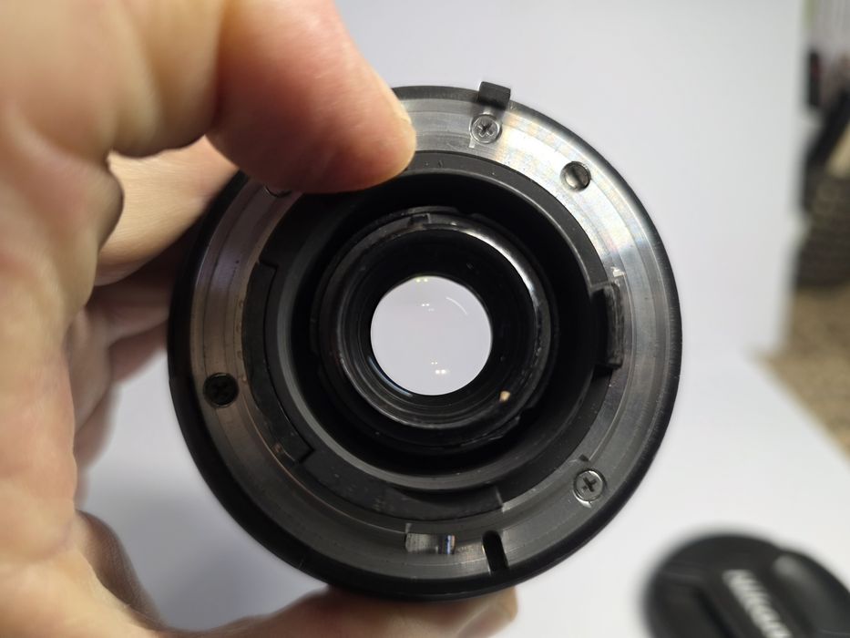 Объектив Nikon 28 -200мм  f/3,5-5,6 D