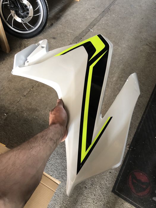 Honda Cbr 500 Pc62 Owiewki Plastiki Czasza Zadupek Lewy Prawy boczek