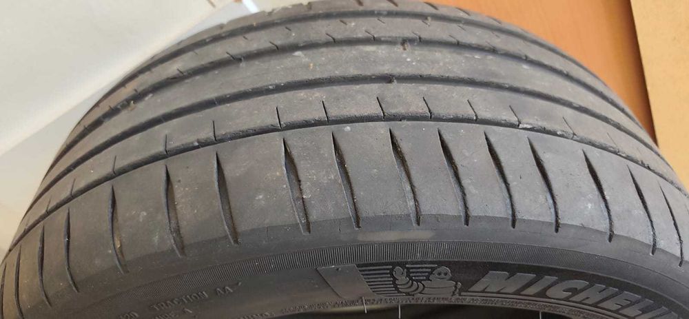 2 Pneus Michelin Pilot Sport 4