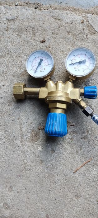 Reduktor manometr tlen oxygen