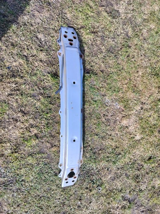 Belka pod zderzak  Toyota Verso s