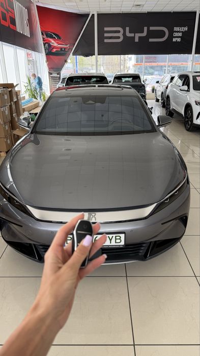 Продам byd han в топовой комплектации