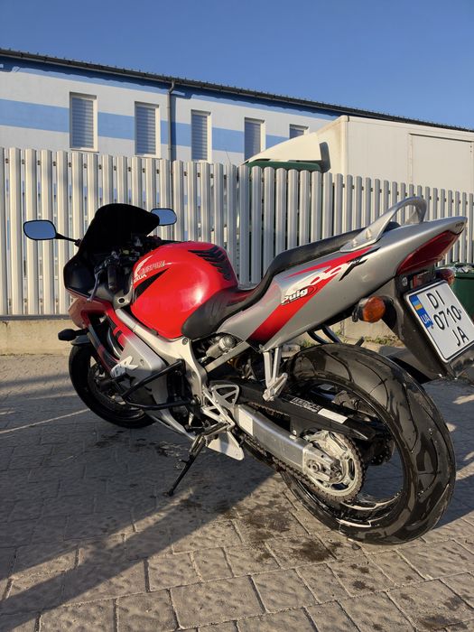 Продам Honda CbRf4I