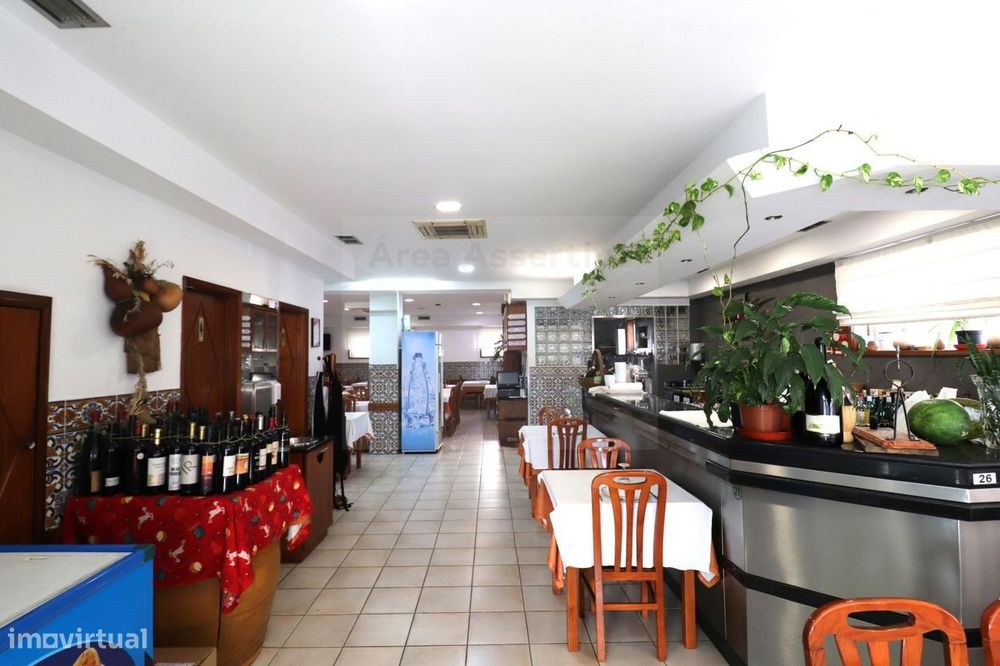 Restaurante para trespasse na  R da Belgica, Canidelo, V Nova de Gaia
