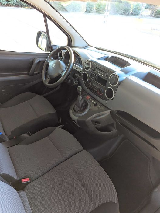 Peugeot Partner 1.6 BlueHDi - Longa - 3 lugares