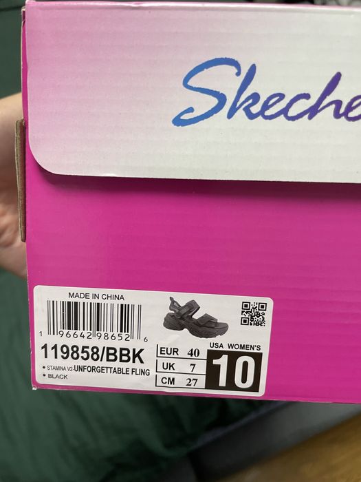 Нові босоніжки сандалії Skechers