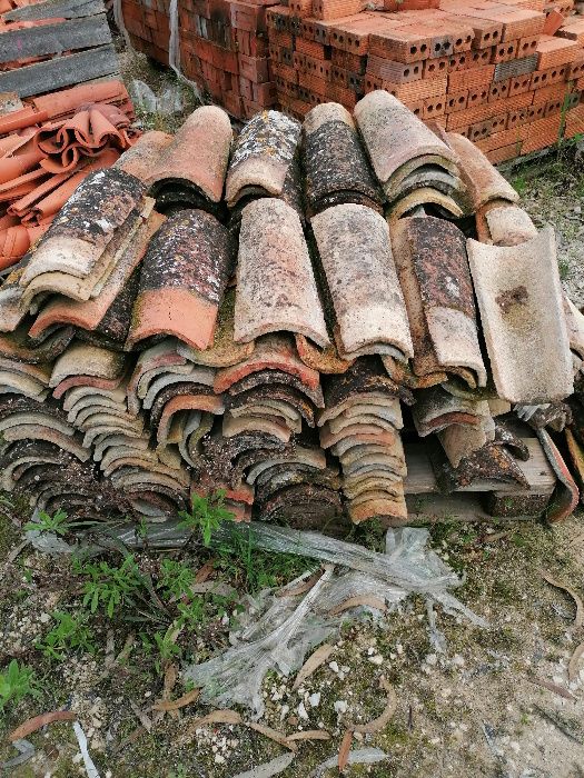 Telhas e acessórios