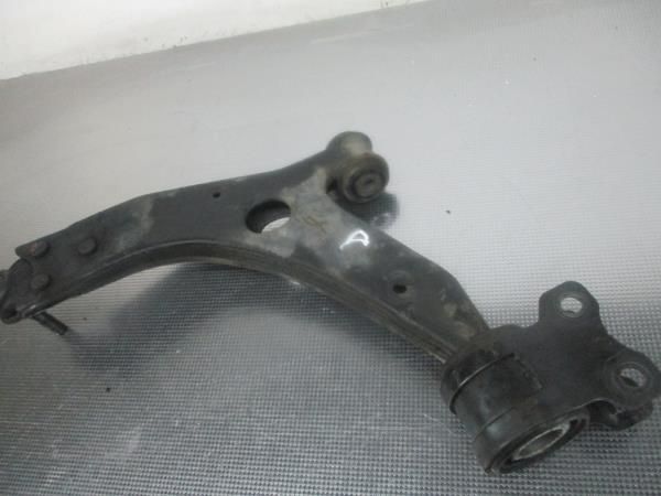 Braço de suspensão frente direito FORD Focus II Carrinha (DA_)