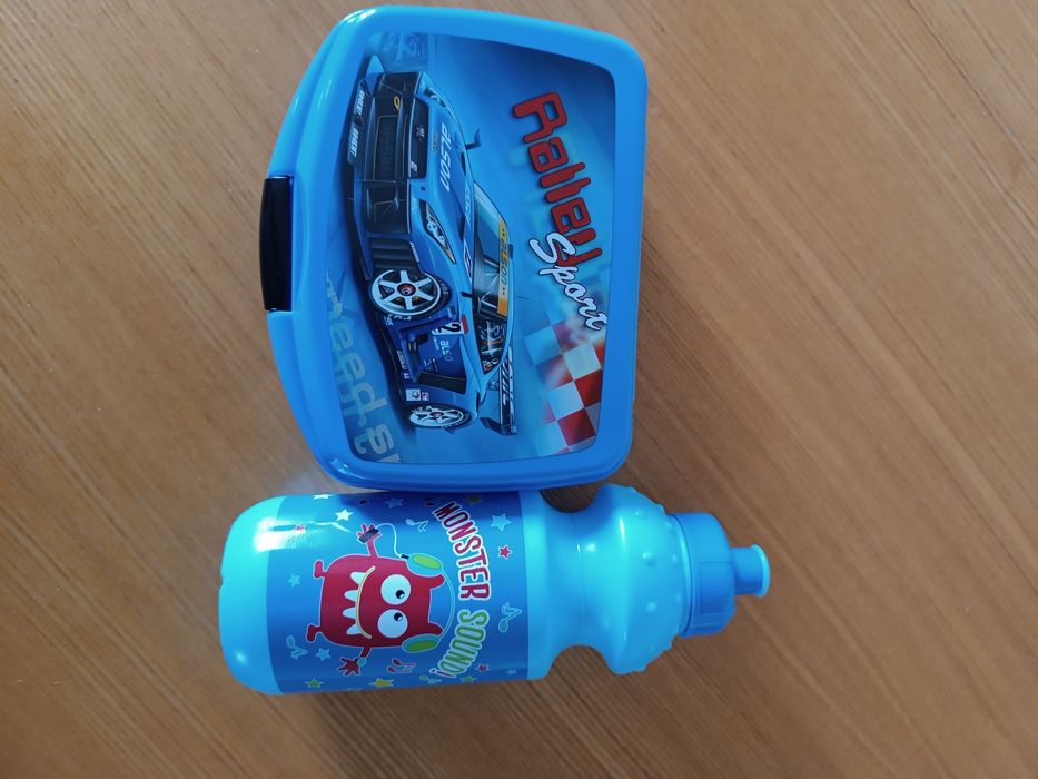 Продам ланч бокс.