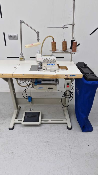 Maszyna do szycia owerlok JUKI MO 6714 z automatyką ,servo 230v
