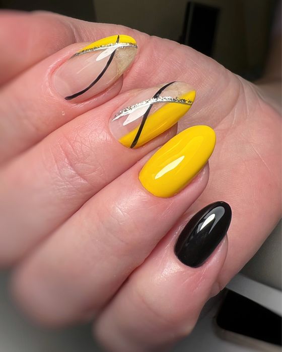 Манікюр та педикюр , Львів