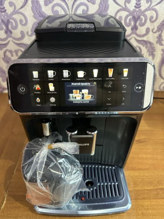 Кавова машина Philips 5500. Нова .Кількість більше 10 штук